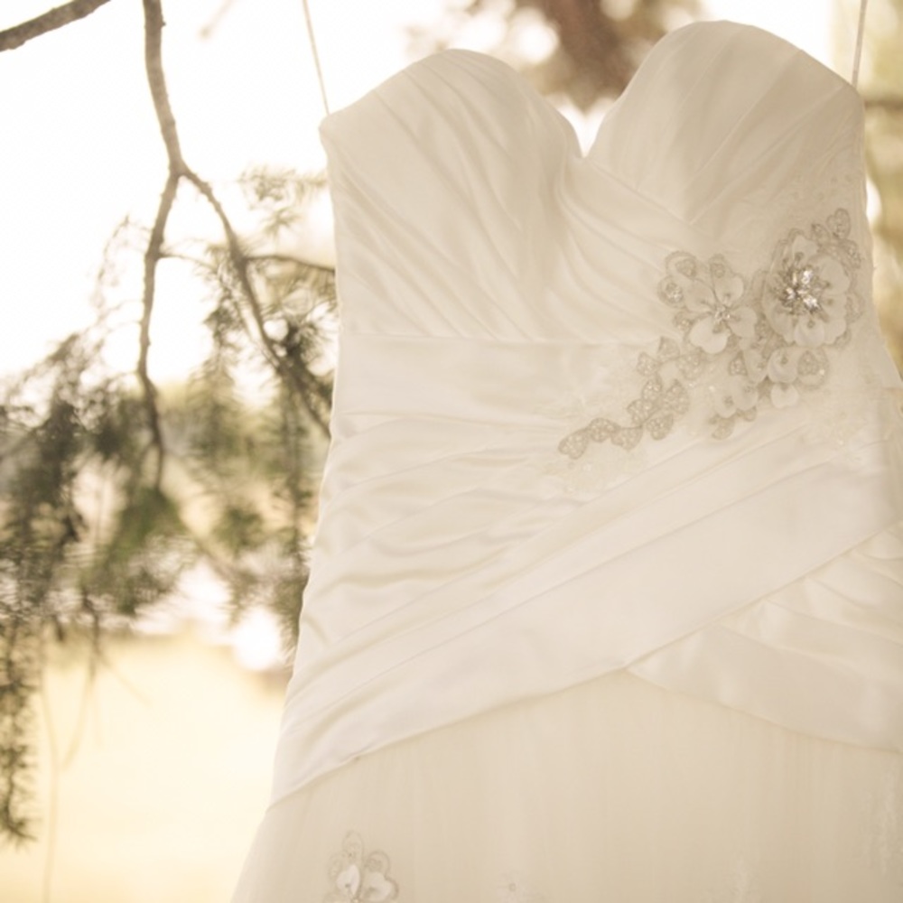 Wedding dress